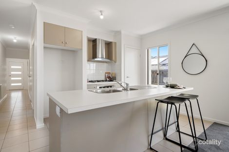 Property photo of 19 Tooradin Crescent Doreen VIC 3754