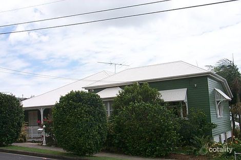 32 Oceana Tce, Manly, QLD 4179