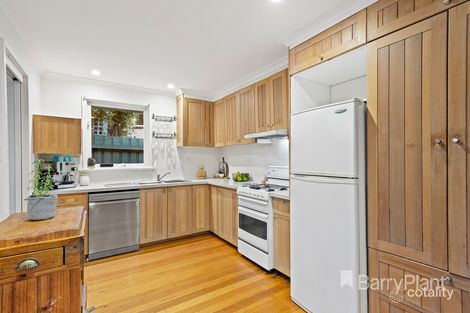 Property photo of 3 Frances Avenue Greensborough VIC 3088