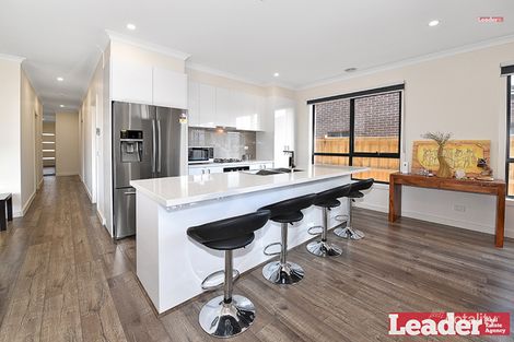 Property photo of 37 Upthorpe Way Mickleham VIC 3064