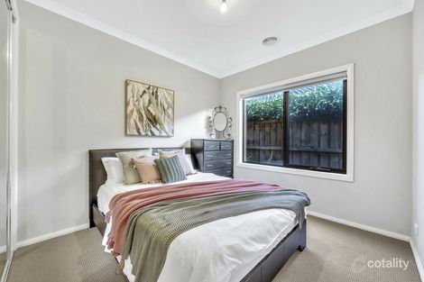 Property photo of 13 Red Poll Road Cranbourne West VIC 3977