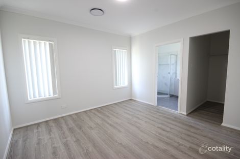 Property photo of 34 Hinton Loop Oran Park NSW 2570