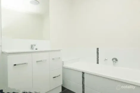 Property photo of 15/25-27 Ari Street Marsden QLD 4132