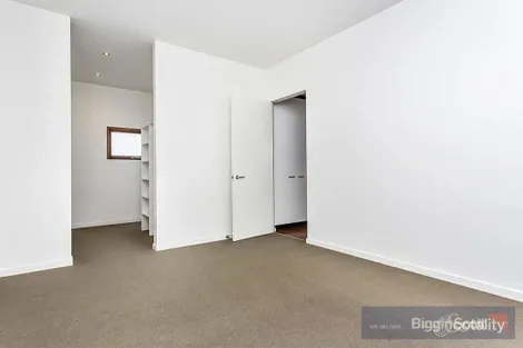 Property photo of 2 Jetty Lane Maribyrnong VIC 3032