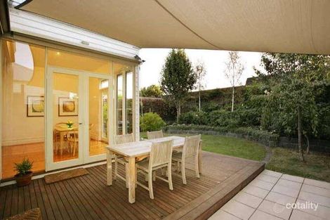 Property photo of 31 Edgevale Road Kew VIC 3101