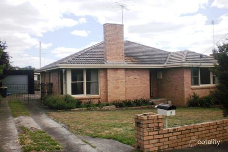 Property photo of 8 Norman Court Highton VIC 3216