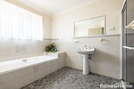 Property photo of 7 Thomas Close South Bathurst NSW 2795
