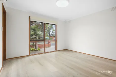 Property photo of 5 Hunt Crescent Clarinda VIC 3169