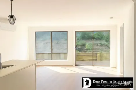 Property photo of 16 Asha Court Warragul VIC 3820