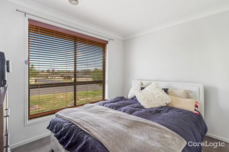 Property photo of 26 Molloy Drive Orange NSW 2800