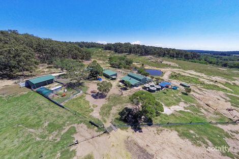 663 Loeskows Rd, Booyal, QLD 4671