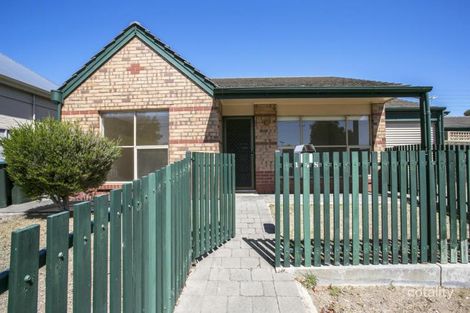 1/145 Woolnough Rd, Largs Bay, SA 5016
