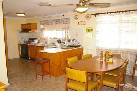 Property photo of 2 Nundle Street Smithfield NSW 2164