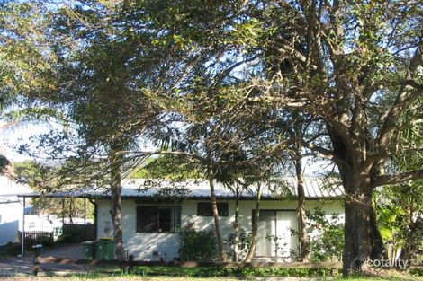 Property photo of 16 Headlam Parade Springfield NSW 2250