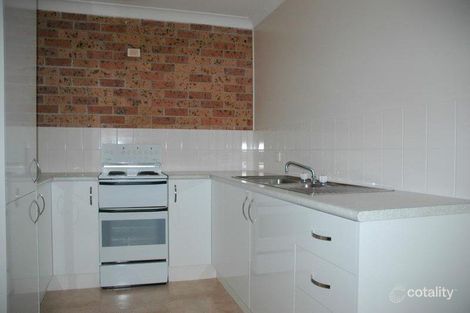Property photo of 2/16 Holt Street Warners Bay NSW 2282