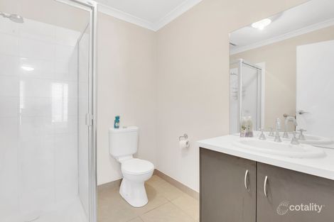 Property photo of 102 Golf View Drive Craigieburn VIC 3064