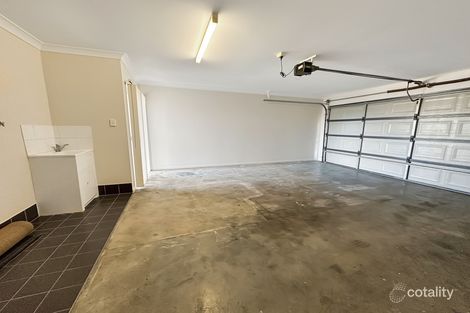 2 Dior Pl, Wulkuraka, QLD 4305