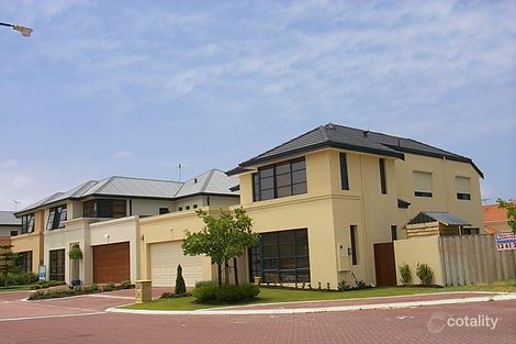 43 Halliday Gr, Hillarys, WA 6025