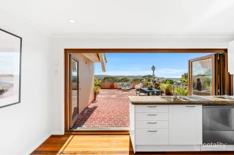 11/38 The Crescent, Dee Why, NSW 2099
