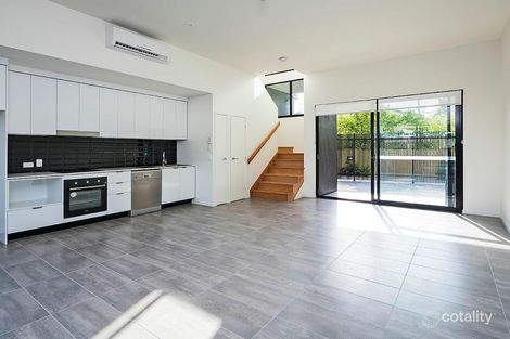 2/62 Shottery St, Yeronga, QLD 4104