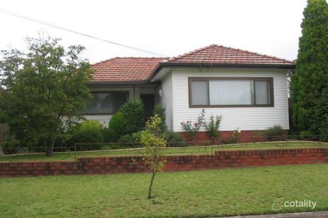 3 Gracemar Ave, Panania, NSW 2213