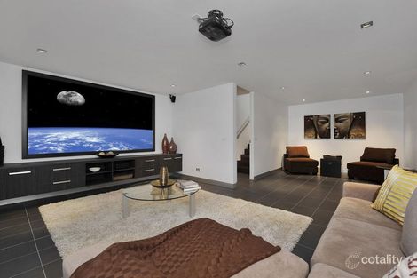 Property photo of 41 Hertford Crescent Balwyn VIC 3103