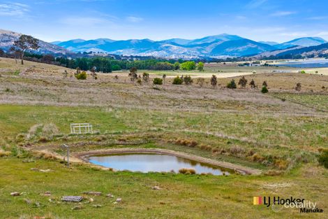 Property photo of 106 Holland Drive Royalla NSW 2620