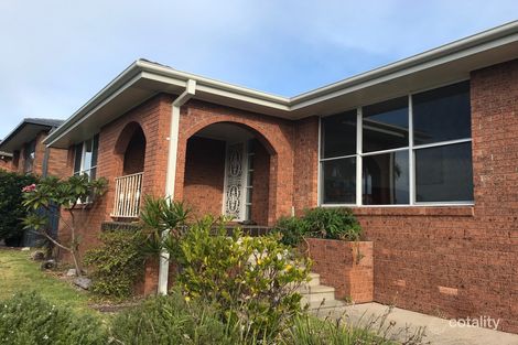 8 Stafford Cres, Tathra, NSW 2550