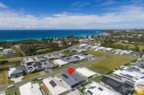 Property photo of 27 Shores Crescent Diamond Beach NSW 2430