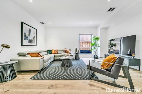 Property photo of 56 King Drive Hillside VIC 3037