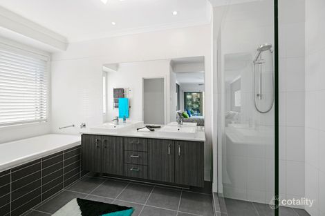 Property photo of 5 Creek View Place Pelican Waters QLD 4551