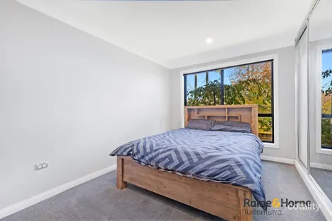 15 Meluca Cres, Hornsby Heights, NSW 2077