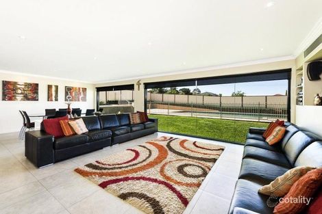 Property photo of 7 Miranda Place Rosemeadow NSW 2560