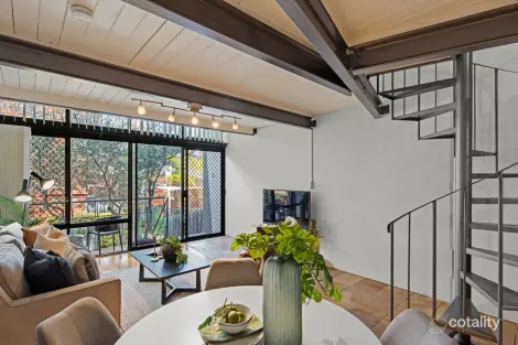 Property photo of 4/3 Greenway Street Perth WA 6000