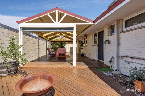 Property photo of 48 McBeth Way Kardinya WA 6163