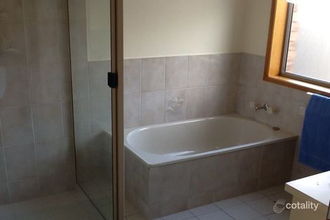 Property photo of 21 Saint Pauls Avenue Golden Beach QLD 4551