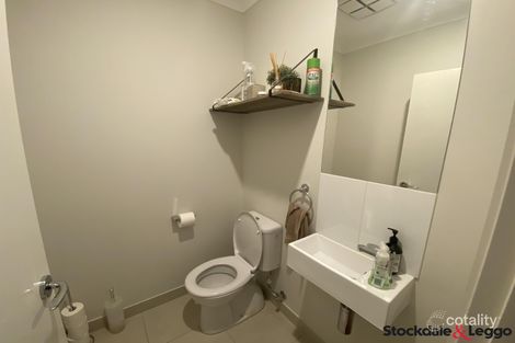 Property photo of 10 Wardan Avenue Greenvale VIC 3059