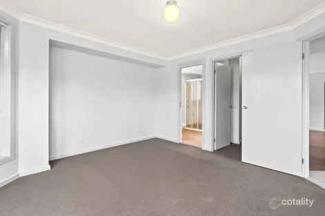 Property photo of 26 Olney Drive Blue Haven NSW 2262