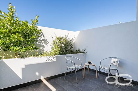 Property photo of 14/1A Charles Street South Fremantle WA 6162