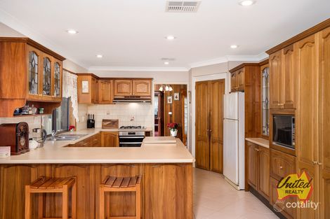 Property photo of 4 Goodsir Close Rossmore NSW 2557