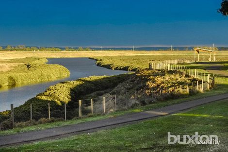 Property photo of 28 Turnstyle Court Lara VIC 3212