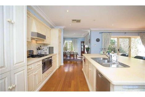 Property photo of 11 Feathertop Chase Burwood East VIC 3151
