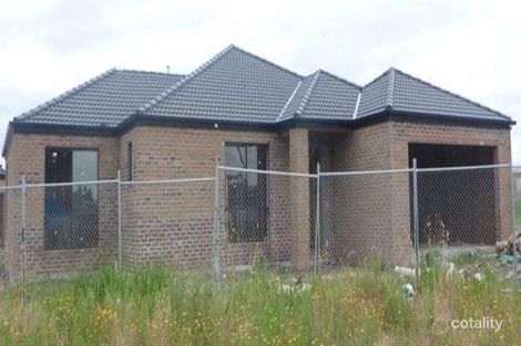 39 Diamond Pde, Skye, VIC 3977