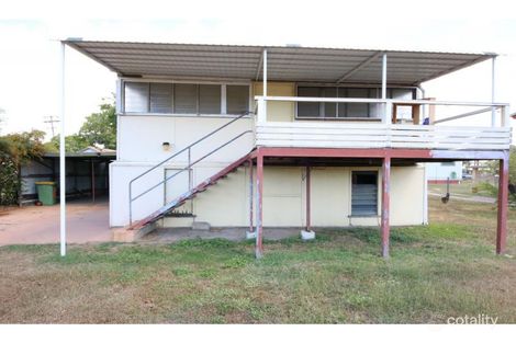 4 Eighth Ave, Home Hill, QLD 4806
