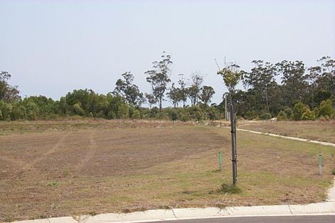 15 Warringal Ct, Burrum Heads, QLD 4659