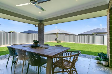 Property photo of 37 Grand Meadows Drive North Tamworth NSW 2340