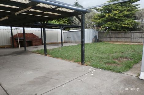 Property photo of 56 Silvereye Crescent Werribee VIC 3030