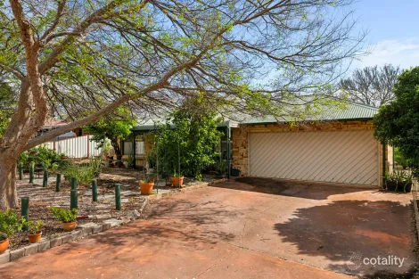 Property photo of 10 Daylesford Elbow Jane Brook WA 6056