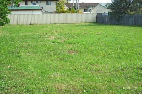 Property photo of 40 Buckingham Road Berkeley Vale NSW 2261