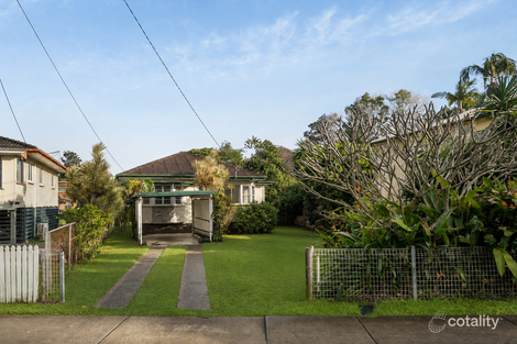 19 SUTTON ST, REDCLIFFE, QLD 4020